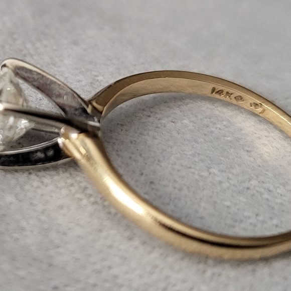 14k yellow gold 1.05ct round diamond set in 4 prong white gold  solitaire ring - Picture 7 of 16